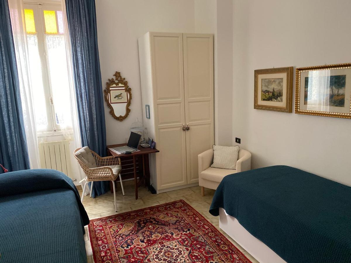 Lungomare Portoturistico Bed & Breakfast เคียวารี ภายนอก รูปภาพ
